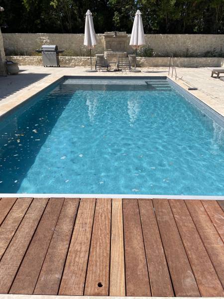 Qu’est-ce que le PVC armé pour piscine dans les Bouches-du-Rhône ?